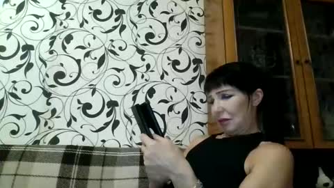 JeaneDavis online show from September 9, 2025, 7:02 pm