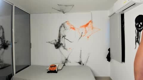 jeanfran_ferrer online show from November 12, 2025, 7:57 pm