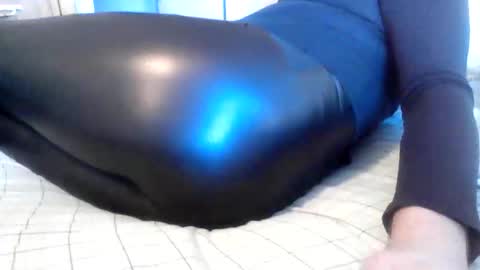 Jean online show from October 16, 2025, 10:00 pm