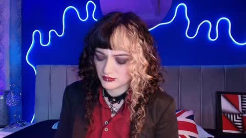 Jean online show from May 29, 2026, 7:45 pm