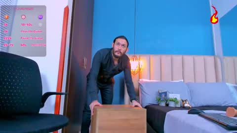 Jeanpiere online show from September 19, 2025, 3:52 am