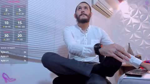 Jeanpiere online show from September 26, 2025, 3:43 am