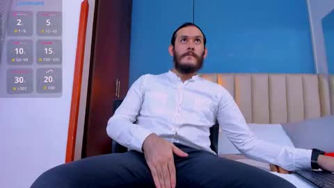 Jeanpiere online show from October 12, 2025, 3:05 am