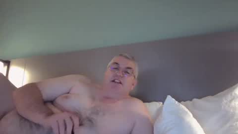 dadbody71 online show from January 26, 2025, 8:03 am