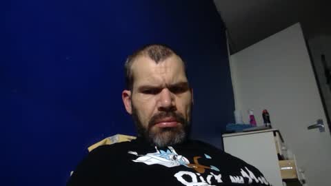 Snapshot of jediknight2 chatting on February 6, 2025, 12:22 am Matt online show from February 6, 2025, 12:22 am