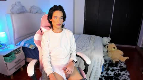  J E V D  online show from March 27, 2026, 9:53 am