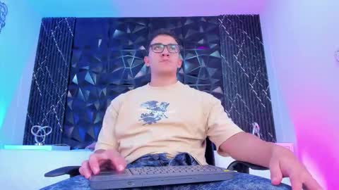 Snapshot of jeffdaltton chatting on October 25, 2025, 8:14 pm Jeff online show from October 25, 2025, 8:14 pm