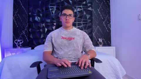 Snapshot of jeffdaltton chatting on October 28, 2025, 8:11 pm Jeff online show from October 28, 2025, 8:11 pm