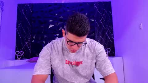 Snapshot of jeffdaltton chatting on November 9, 2025, 8:29 pm Jeff online show from November 9, 2025, 8:29 pm