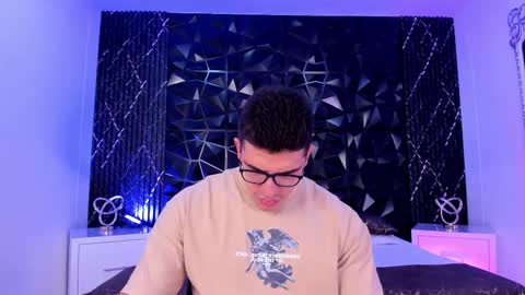 Snapshot of jeffdaltton chatting on November 15, 2025, 8:05 pm Jeff online show from November 15, 2025, 8:05 pm