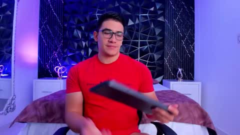 Snapshot of jeffdaltton chatting on December 4, 2025, 8:17 pm Jeff online show from December 4, 2025, 8:17 pm