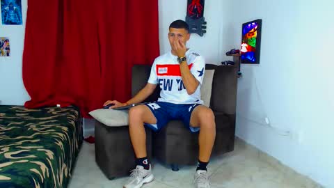 jeffer21_hot online show from February 12, 2026, 5:02 am