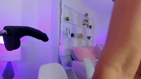 Jehn online show from April 13, 2026, 1:27 pm