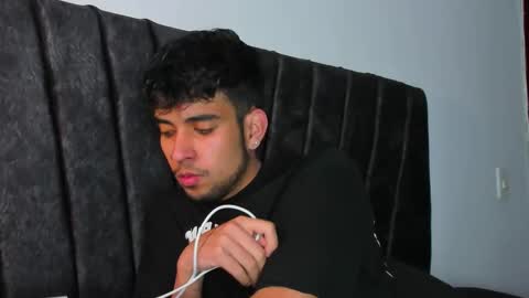 jei online show from October 22, 2025, 11:43 am