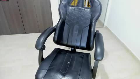 Snapshot of jeins_22 chatting on February 5, 2025, 6:24 am jeins_22 online show from February 5, 2025, 6:24 am