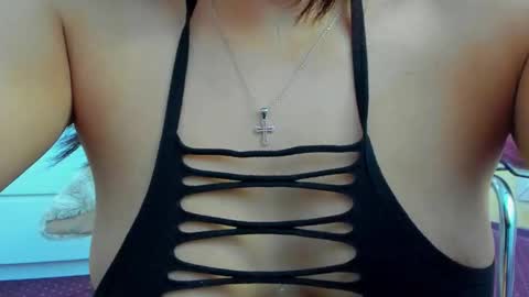 Snapshot of jelly_bee chatting on October 29, 2025, 9:05 pm Jelly online show from October 29, 2025, 9:05 pm