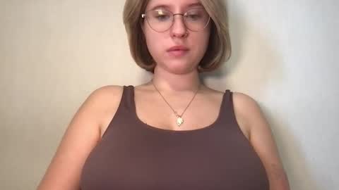 Inna  online show from October 29, 2025, 6:59 am