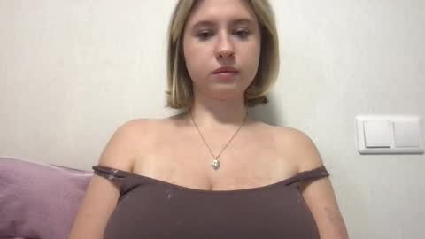 Inna  online show from November 13, 2025, 8:13 am