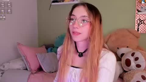 Snapshot of jelly_w5 chatting on July 10, 2026, 3:11 am Jelly online show from July 10, 2026, 3:11 am