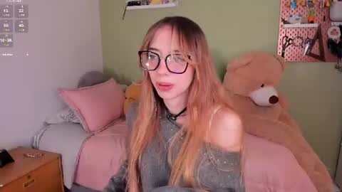Snapshot of jelly_w5 chatting on July 11, 2026, 1:52 am Jelly online show from July 11, 2026, 1:52 am