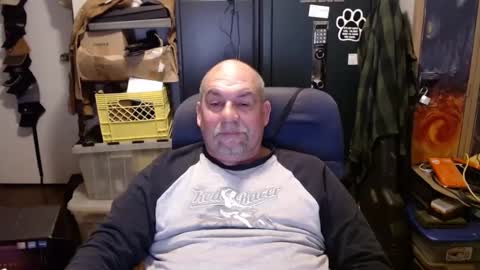 jellyzz online show from December 18, 2024, 3:15 am