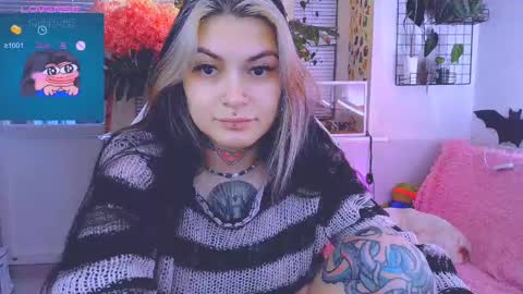 Snapshot of jelyaa chatting on February 17, 2025, 12:48 pm Jelya online show from February 17, 2025, 12:48 pm