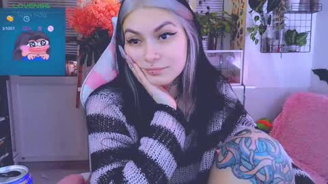 Snapshot of jelyaa chatting on March 4, 2025, 3:26 pm Jelya online show from March 4, 2025, 3:26 pm