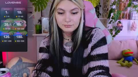 Snapshot of jelyaa chatting on September 24, 2025, 4:21 pm Jelya online show from September 24, 2025, 4:21 pm