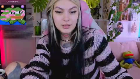 Snapshot of jelyaa chatting on September 25, 2025, 4:21 pm Jelya online show from September 25, 2025, 4:21 pm