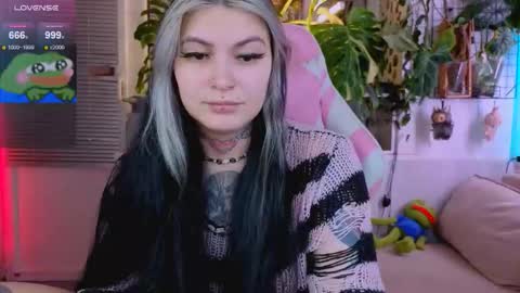 Snapshot of jelyaa chatting on December 1, 2025, 1:27 pm Jelya online show from December 1, 2025, 1:27 pm