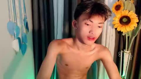 jemart_urnaughtboy online show from March 23, 2026, 9:35 am