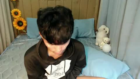 Snapshot of jemart_urnaughtboy chatting on July 7, 2026, 2:43 pm jemart_urnaughtboy online show from July 7, 2026, 2:43 pm