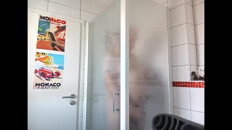 Snapshot of jemini0 chatting on November 5, 2025, 9:53 am jemini0 online show from November 5, 2025, 9:53 am