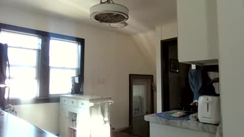 jen4funandspice online show from April 15, 2026, 10:10 pm