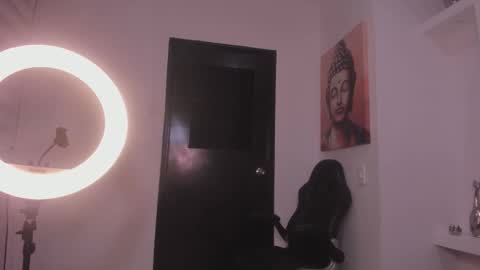 JEENA  online show from December 18, 2025, 12:44 pm