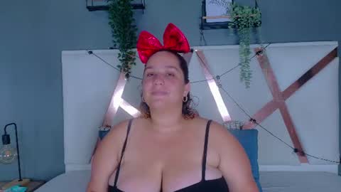 Snapshot of jenacooper__ chatting on June 22, 2026, 1:51 am Jena online show from June 22, 2026, 1:51 am