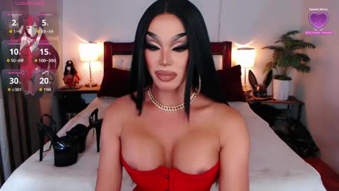 Queen Jenifer online show from May 11, 2026, 12:05 am
