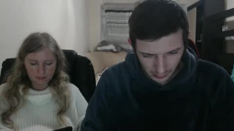 Snapshot of jenisandpeter chatting on March 7, 2025, 5:06 pm JenisAndPeter online show from March 7, 2025, 5:06 pm