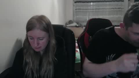 Snapshot of jenisandpeter chatting on October 22, 2025, 7:13 pm JenisAndPeter online show from October 22, 2025, 7:13 pm