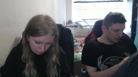 Snapshot of jenisandpeter chatting on October 23, 2025, 8:13 am JenisAndPeter online show from October 23, 2025, 8:13 am