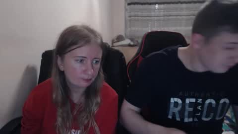 Snapshot of jenisandpeter chatting on October 25, 2025, 7:30 pm JenisAndPeter online show from October 25, 2025, 7:30 pm