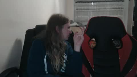 Snapshot of jenisandpeter chatting on October 29, 2025, 7:26 pm JenisAndPeter online show from October 29, 2025, 7:26 pm