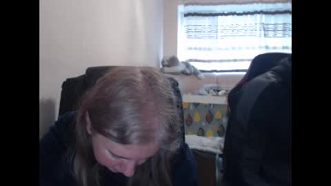 JenisAndPeter online show from April 2, 2026, 4:32 am