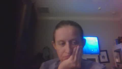 Snapshot of jenlovestotease chatting on April 1, 2026, 6:14 am love me for who i am...I have a pussy so i make the rules... online show from April 1, 2026, 6:14 am