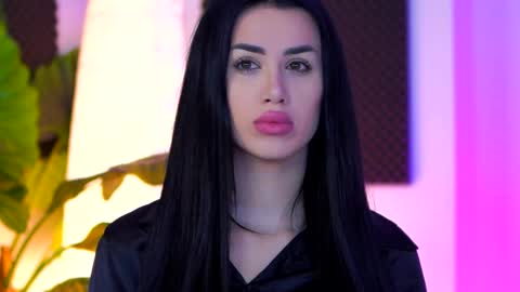 jenna_day online show from November 8, 2025, 10:04 am