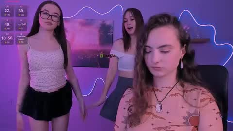 Snapshot of jenna_elayne chatting on May 4, 2026, 1:51 pm jenna_elayne online show from May 4, 2026, 1:51 pm