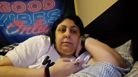 Snapshot of jennabrady chatting on December 15, 2024, 8:04 pm  Dragon Queen. Be my Dragon --  and  online show from December 15, 2024, 8:04 pm