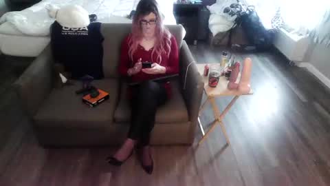 Jenna Cross online show from July 1, 2026, 9:36 pm