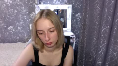 Snapshot of jennalomer chatting on June 19, 2026, 11:47 am Jenna online show from June 19, 2026, 11:47 am