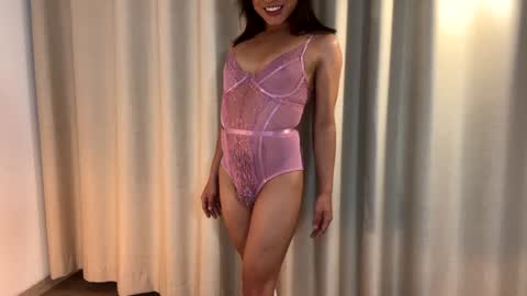 Snapshot of jennardrako chatting on January 3, 2025, 9:04 am jennardrako online show from January 3, 2025, 9:04 am